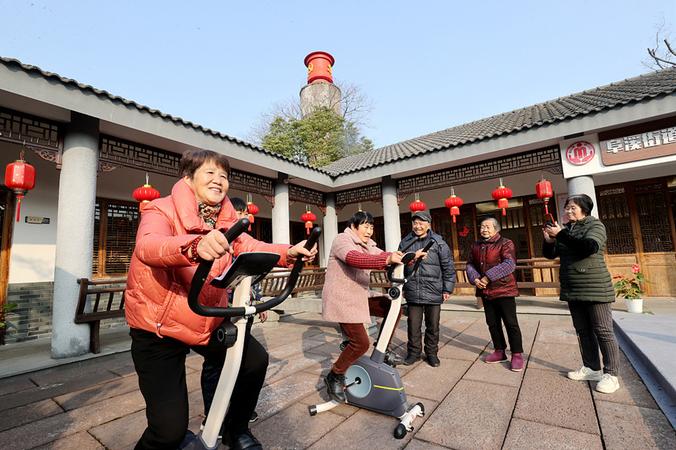 Китай ще подобри услугите за възрастните